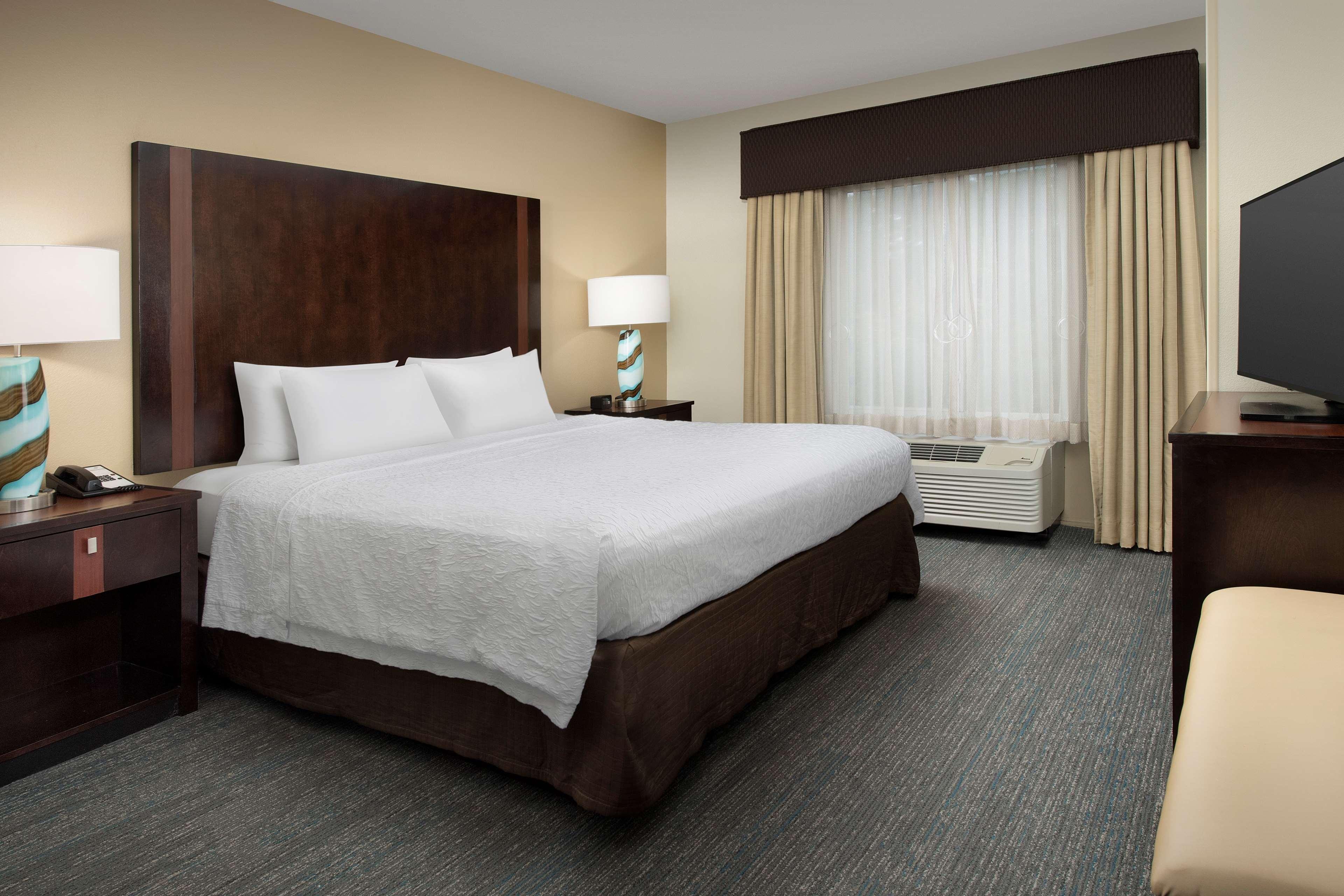 Hampton Inn & Suites Alpharetta-Windward Екстер'єр фото
