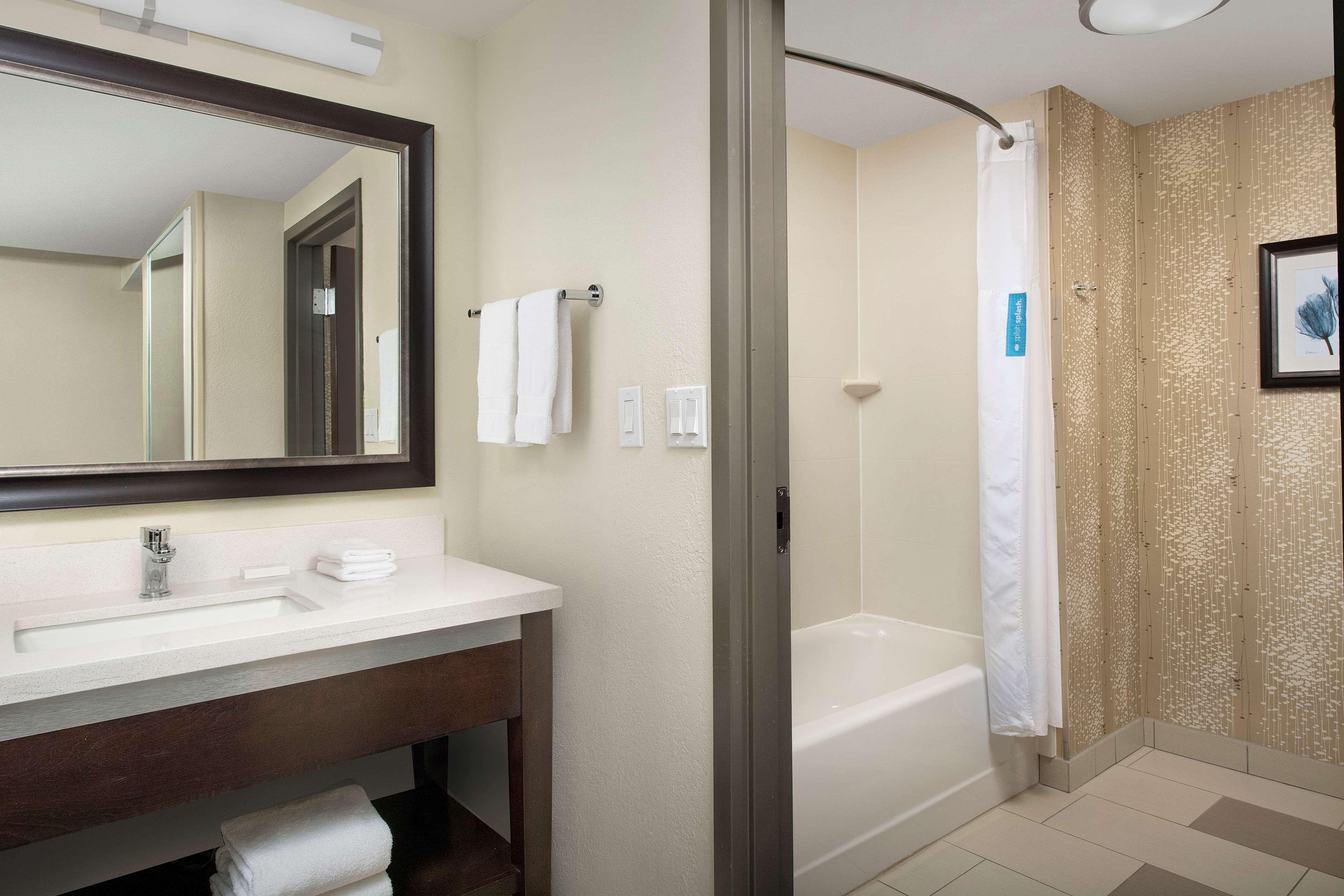 Hampton Inn & Suites Alpharetta-Windward Екстер'єр фото
